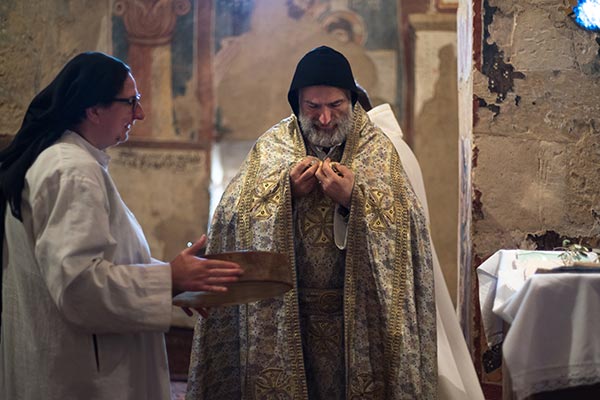 The invitation to singing at the end of mass