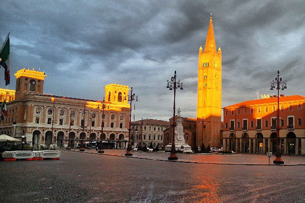 Piazza Aurelio Saffi in Forlì, Italy